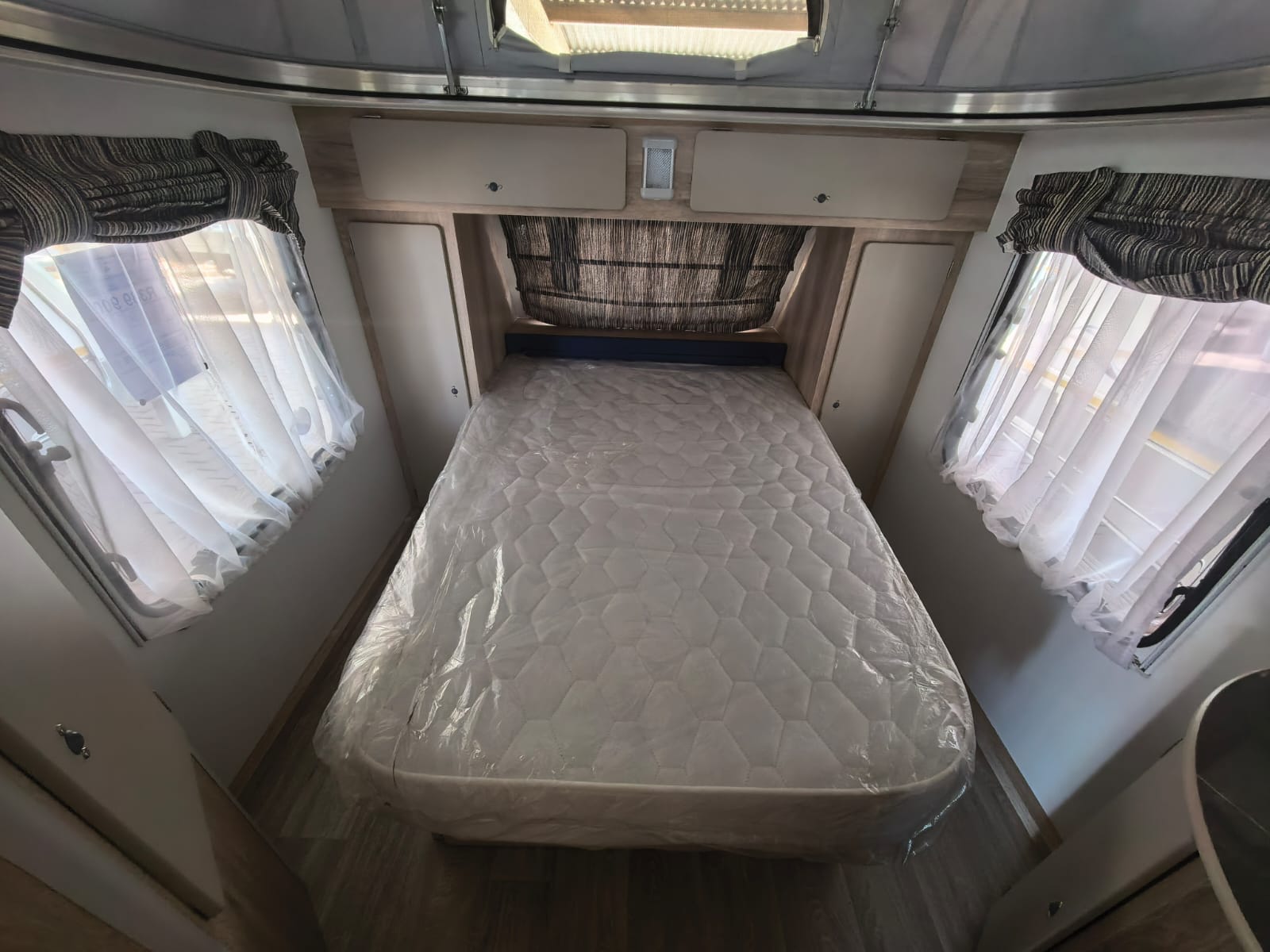 2022 Sprite Swing 60 LX - Image 6