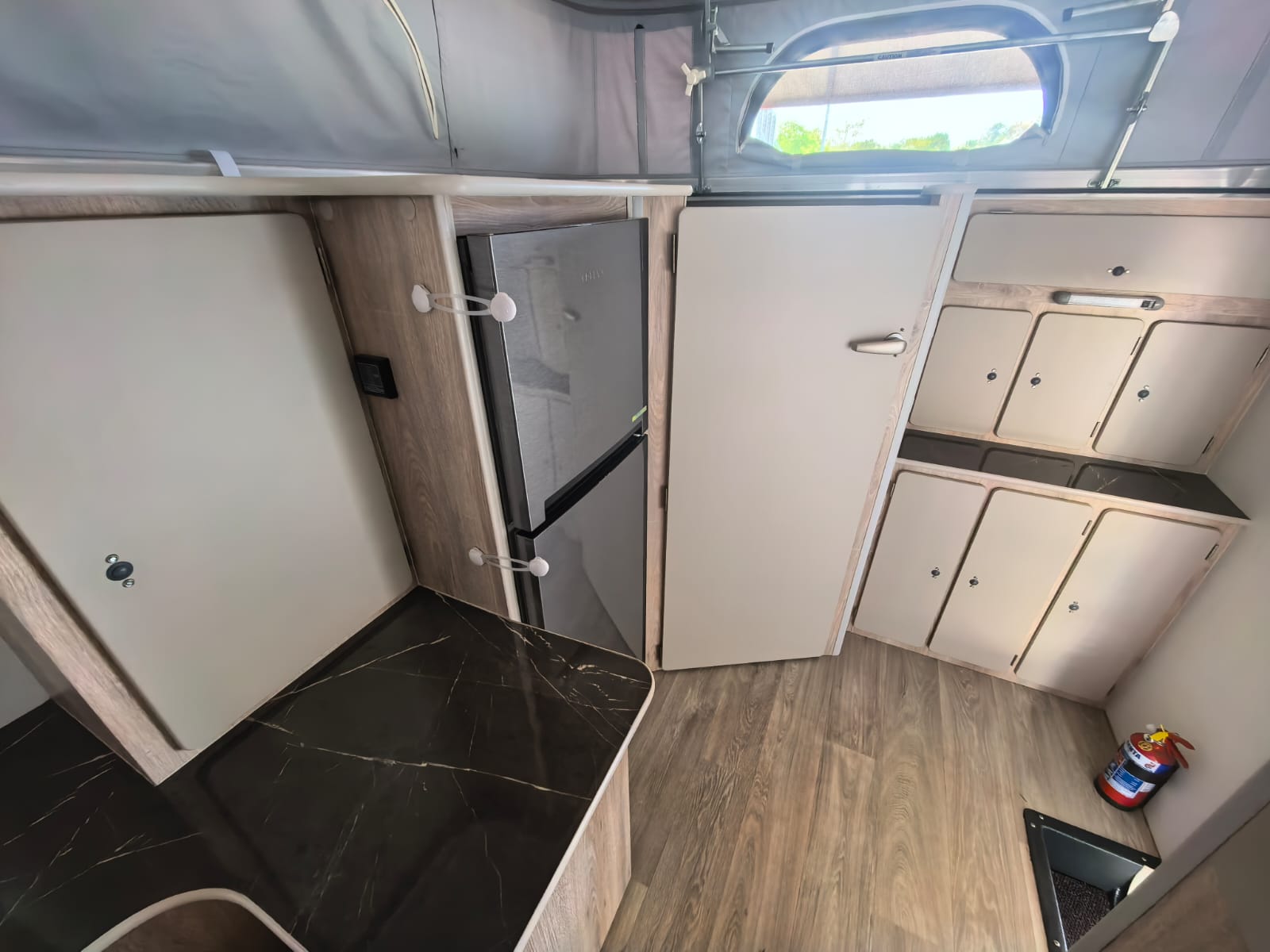 2022 Sprite Swing 60 LX - Image 8